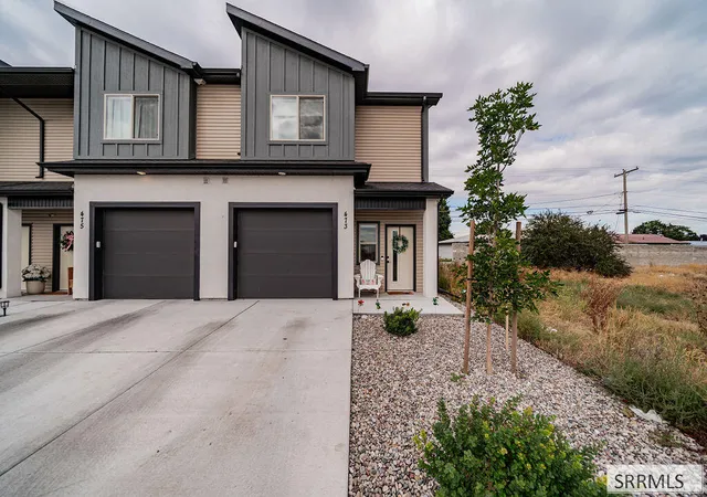 Townhouse for sale at 473 Easy St, Idaho Falls, ID 83401 | MLS# 2188920