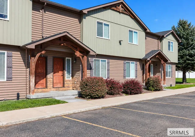 Photo 1 of Townhouse for sale at 433 Sunflower Rd, Rexburg, ID 83440 | MLS# 2189452 | Listing updated on 2026-10-23