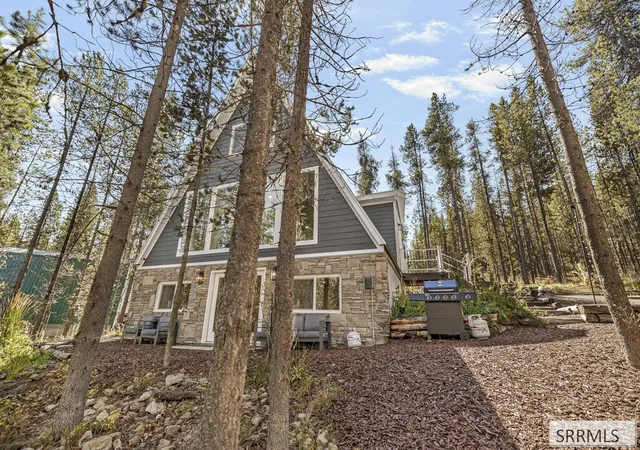 Photo 1 of Single family home for sale at 4490 Fransen Ml Rd, Island Park, ID 83429 | MLS# 2189802 | Listing updated on 2026-10-13