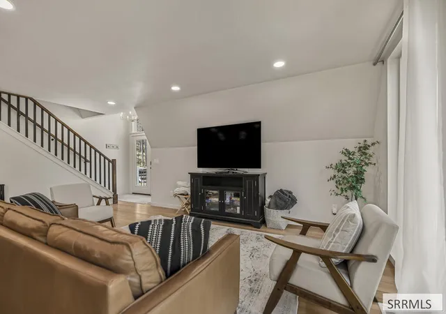 Photo 3 of Single family home for sale at 4490 Fransen Ml Rd, Island Park, ID 83429 | MLS# 2189802 | Listing updated on 2026-10-13
