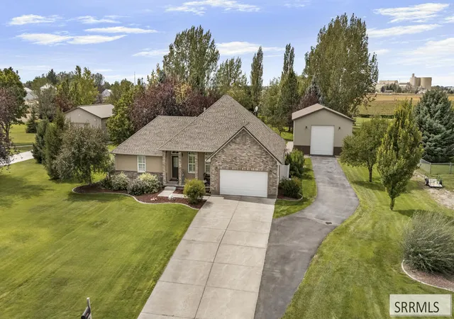 Photo 1 of Single family home for sale at 6248 S Foxrun Dr, Idaho Falls, ID 83402 | MLS# 2188994 | Listing updated on 2026-09-03