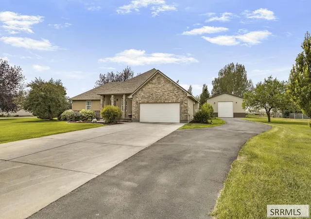 Photo 4 of Single family home for sale at 6248 S Foxrun Dr, Idaho Falls, ID 83402 | MLS# 2188994 | Listing updated on 2026-09-03
