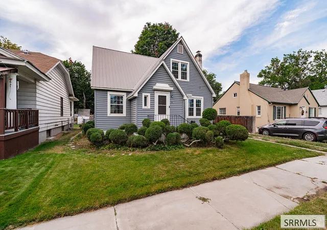 Photo 3 of Single family home for sale at 651 J St, Idaho Falls, ID 83402 | MLS# 2188980 | Listing updated on 2026-09-18