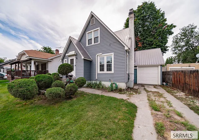 Photo 3 of Single family home for sale at 651 J St, Idaho Falls, ID 83402 | MLS# 2188980 | Listing updated on 2026-09-18