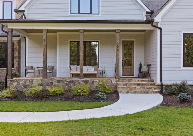 Photo 3 of Sale Pending at 7558 Sawyer Rd, Signal Mountain, TN 37377 | MLS# 1522408 | Listing updated on 2026-09-10