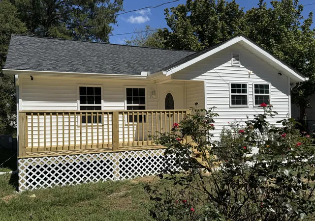 Photo 1 of Single family home for sale at 220 Harrell St, Trion, GA 30753 | MLS# 1526061 | Listing updated on 2026-09-15