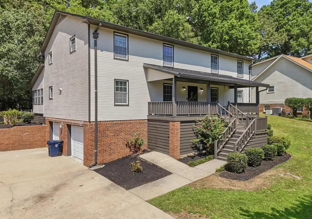Photo 3 of Sale Pending at 2007 Pioneer Ridge Trl, Chattanooga, TN 37412 | MLS# 1542139 | Listing updated on 2026-09-06