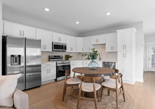Photo 4 of Townhouse for sale at 8106 Pembridge Ct #13, Chattanooga, TN 37421 | MLS# 1543566 | Listing updated on 2026-10-26