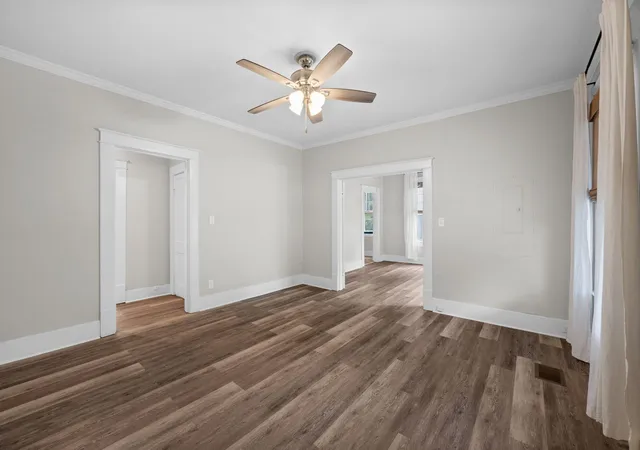 Photo 4 of Sale Pending at 1317 Hixson Pike, Chattanooga, TN 37405 | MLS# 1536349 | Listing updated on 2026-09-12