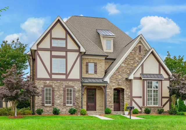 Photo 1 of Townhouse for sale at 1259 Longholm Ct, Chattanooga, TN 37405 | MLS# 1543744 | Listing updated on 2026-10-05