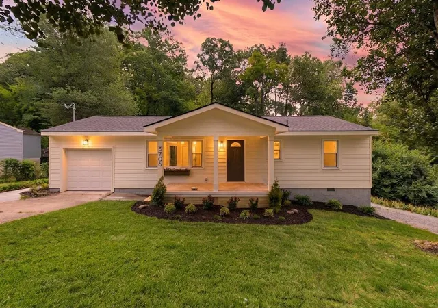 Photo 1 of Sale Pending at 3706 Thrushwood Dr, Chattanooga, TN 37415 | MLS# 1536770 | Listing updated on 2026-10-09