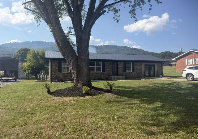 Photo 3 of Single family home for sale at 73 Hill Cir, Dunlap, TN 37327 | MLS# 1537691 | Listing updated on 2026-09-16