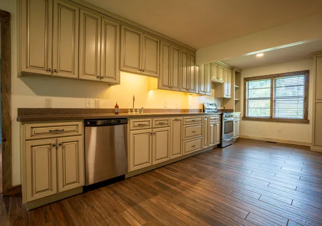 Photo 3 of Single family home for sale at 417 Mcfoilton Ln, Scottsboro, AL 35768 | MLS# 1543551 | Listing updated on 2026-10-16