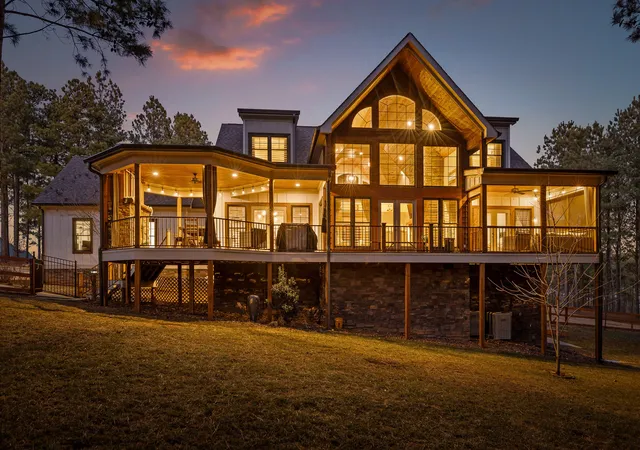 Photo 2 of Single family home for sale at 365 Lookout View Dr, Jasper, TN 37347 | MLS# 1538795 | Listing updated on 2026-09-22