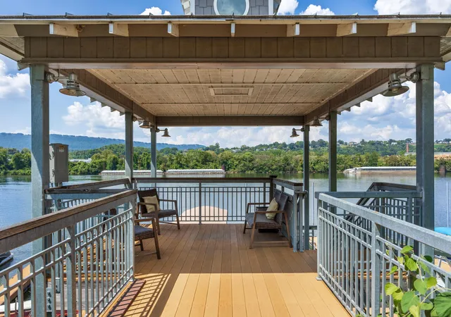 Photo 3 of Townhouse for sale at 742 Latitude Cir, Chattanooga, TN 37402 | MLS# 1542720 | Listing updated on 2026-09-30