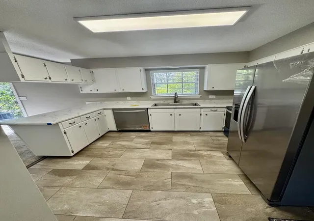 Photo 3 of Single family home for sale at 1324 Clearpoint Dr, Hixson, TN 37343 | MLS# 1539939 | Listing updated on 2026-10-16