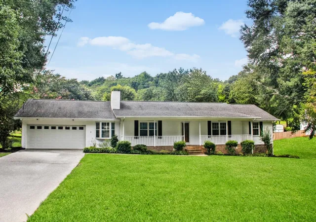Photo 1 of Single family home for sale at 595 Avondale Dr, Rocky Face, GA 30740 | MLS# 1540067 | Listing updated on 2026-09-10