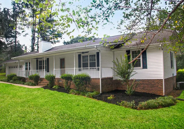 Photo 2 of Single family home for sale at 595 Avondale Dr, Rocky Face, GA 30740 | MLS# 1540067 | Listing updated on 2026-09-10