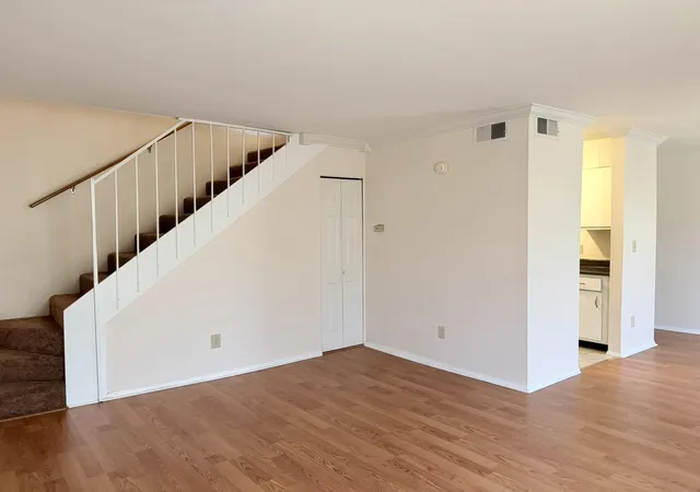 Photo 4 of Condo for sale at 900 Mountain Crk Rd #93, Chattanooga, TN 37405 | MLS# 1540577 | Listing updated on 2026-10-24