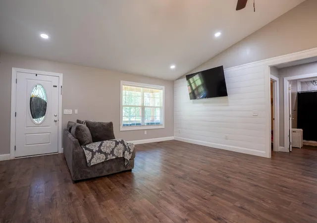 Photo 2 of Single family home for sale at 178 Shankles Cir, Rainsville, AL 35986 | MLS# 1542421 | Listing updated on 2026-09-08