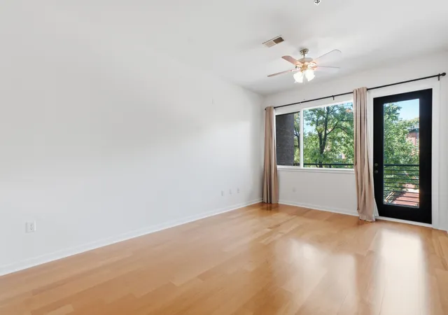 Photo 3 of Condo for sale at 200 Manufacturers Rd #246, Chattanooga, TN 37405 | MLS# 1540976 | Listing updated on 2026-09-23