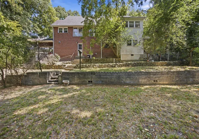 Photo 37 of Single family home for sale at 706 Mount Vernon Cir, Chattanooga, TN 37405 | MLS# 1541129 | Listing updated on 2026-09-10