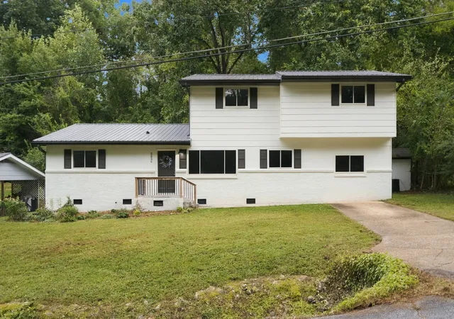 Photo 1 of Single family home for sale at 5836 Moody Sawyer Rd, Hixson, TN 37343 | MLS# 1543107 | Listing updated on 2026-10-12