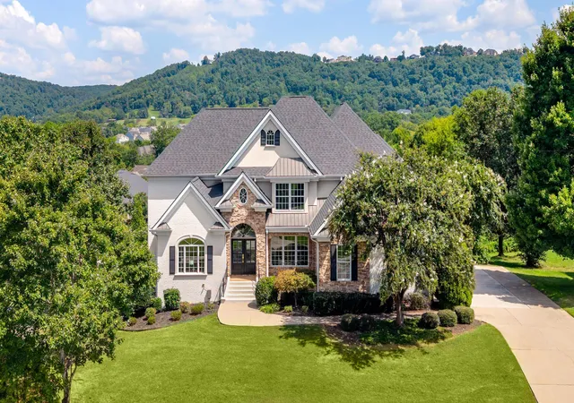 Photo 1 of Mansion for sale at 9329 Windrose Cir, Chattanooga, TN 37421 | MLS# 1542300 | Listing updated on 2026-10-05