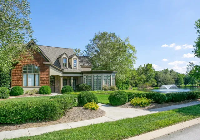 Photo 3 of Mansion for sale at 9329 Windrose Cir, Chattanooga, TN 37421 | MLS# 1542300 | Listing updated on 2026-10-05