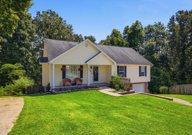Photo 3 of Single family home for sale at 1760 Haleigh Ter, Soddy Daisy, TN 37379 | MLS# 1541241 | Listing updated on 2026-09-14