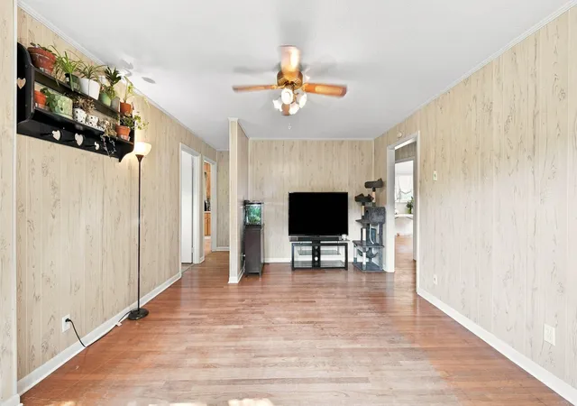 Photo 3 of Sale Pending at 1216 Browns Ferry Rd, Chattanooga, TN 37419 | MLS# 1541623 | Listing updated on 2026-09-19