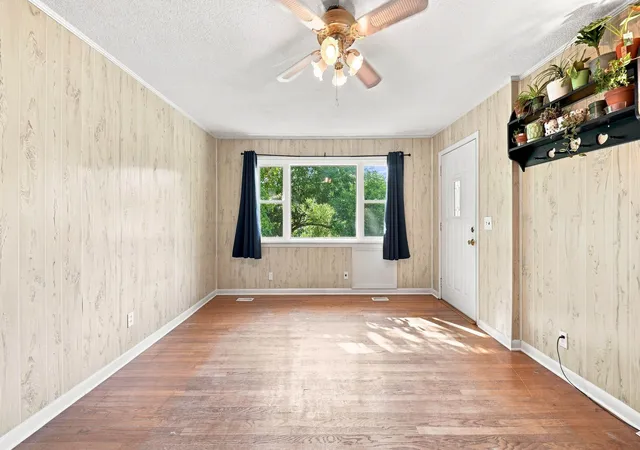 Photo 4 of Sale Pending at 1216 Browns Ferry Rd, Chattanooga, TN 37419 | MLS# 1541623 | Listing updated on 2026-09-19