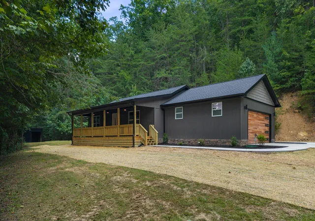 Photo 2 of Single family home for sale at 751 Owl Hollow Rd, Mc Donald, TN 37353 | MLS# 1541460 | Listing updated on 2026-09-02