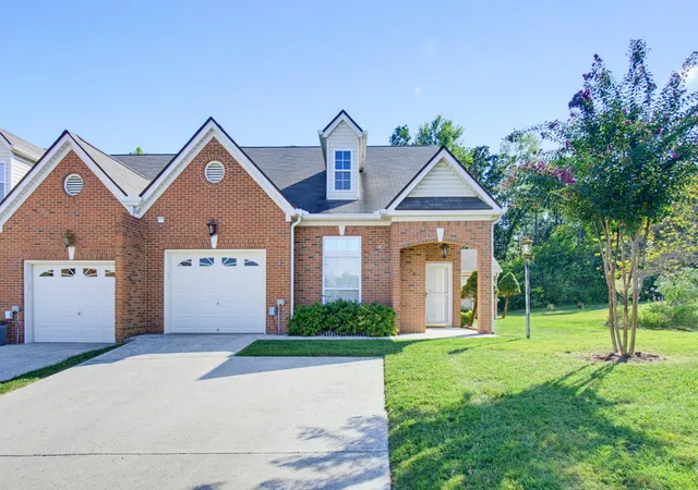 Photo 3 of Townhouse for sale at 2401 Cone Flower Trl, Chattanooga, TN 37421 | MLS# 1541353 | Listing updated on 2026-10-04