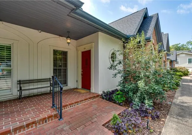 Photo 2 of Condo for sale at 604 Barton Ave, Chattanooga, TN 37405 | MLS# 1541975 | Listing updated on 2026-09-04