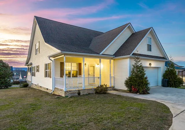 Photo 1 of Sale Pending at 190 Sycamore Dr, Chickamauga, GA 30707 | MLS# 1542759 | Listing updated on 2026-10-28