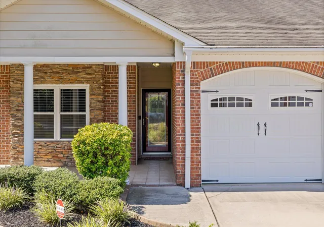Photo 3 of Townhouse for sale at 6207 Laramie Cir, Chattanooga, TN 37421 | MLS# 1541869 | Listing updated on 2026-09-29