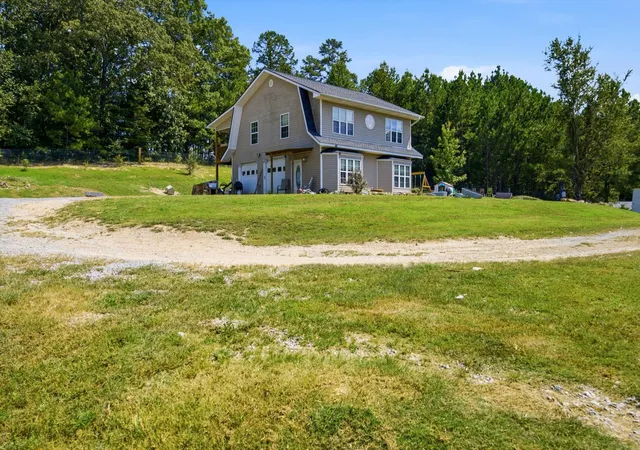 Single family home for sale at 53 Confederate Dr, La Fayette, GA 30728 | MLS# 1542335