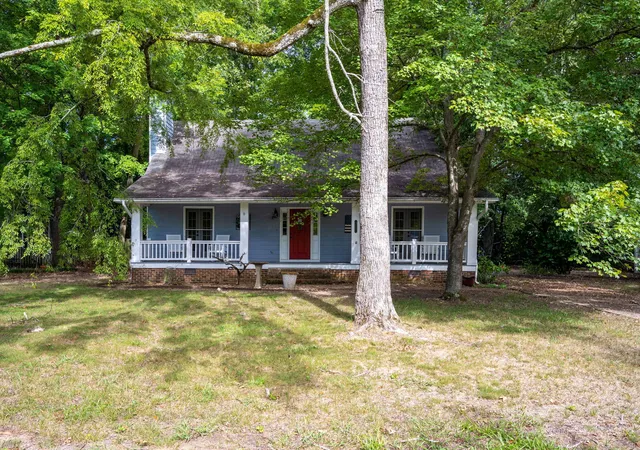 Photo 1 of Single family home for sale at 1627 Shelby Cir, Hixson, TN 37343 | MLS# 1542010 | Listing updated on 2026-09-10