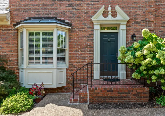 Photo 3 of Townhouse for sale at 802 Signal Mountain Blvd #111, Signal Mountain, TN 37377 | MLS# 1542360 | Listing updated on 2026-09-21