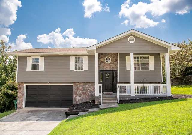 Photo 1 of Single family home for sale at 8208 Fallen Maple Dr, Chattanooga, TN 37421 | MLS# 1541929 | Listing updated on 2026-09-14