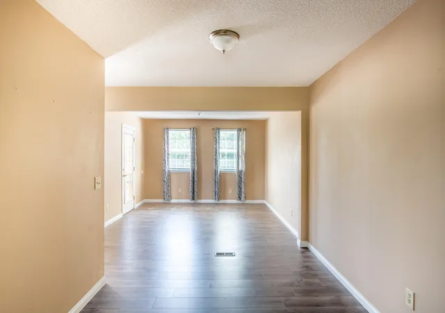 Photo 4 of Single family home for sale at 8208 Fallen Maple Dr, Chattanooga, TN 37421 | MLS# 1541929 | Listing updated on 2026-09-14