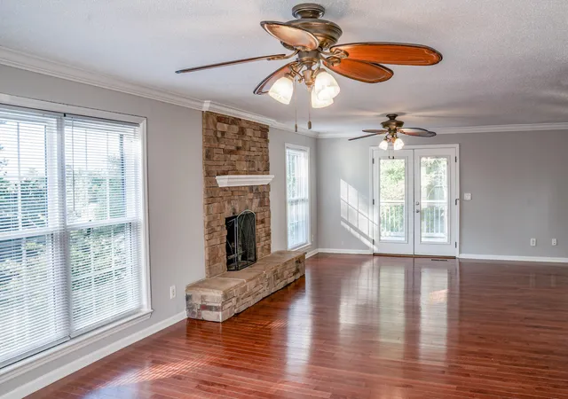 Photo 2 of Single family home for sale at 1705 Spring View Ln, Chattanooga, TN 37421 | MLS# 1541784 | Listing updated on 2026-09-07