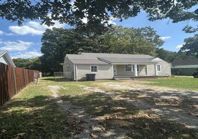 Photo 3 of Single family home for sale at 1614 Prater Rd, Chattanooga, TN 37412 | MLS# 1541760 | Listing updated on 2026-09-09