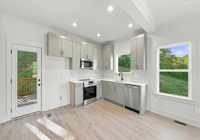 Photo 3 of Single family home for sale at 6624 Sandswitch Rd, Hixson, TN 37343 | MLS# 1541866 | Listing updated on 2026-10-01