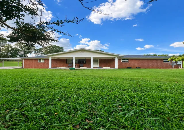 Photo 1 of Single family home for sale at 1061 Highway 163, Calhoun, TN 37309 | MLS# 1542416 | Listing updated on 2026-09-08