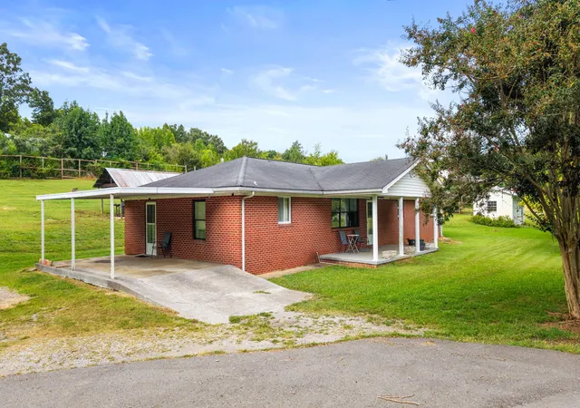 Photo 3 of Single family home for sale at 1061 Highway 163, Calhoun, TN 37309 | MLS# 1542416 | Listing updated on 2026-09-08
