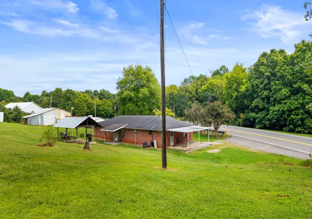 Photo 4 of Single family home for sale at 1061 Highway 163, Calhoun, TN 37309 | MLS# 1542416 | Listing updated on 2026-09-08