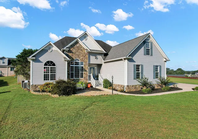 Photo 3 of Single family home for sale at 149 Candice Dr NE, Cleveland, TN 37323 | MLS# 1542223 | Listing updated on 2026-09-23