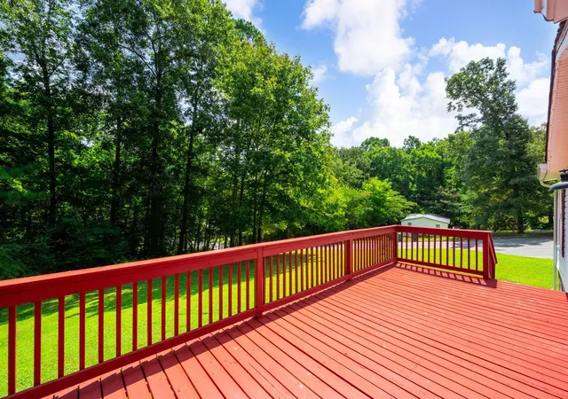 Photo 3 of Sale Pending at 3004 Chase Dr, Rossville, GA 30741 | MLS# 1541892 | Listing updated on 2026-09-15